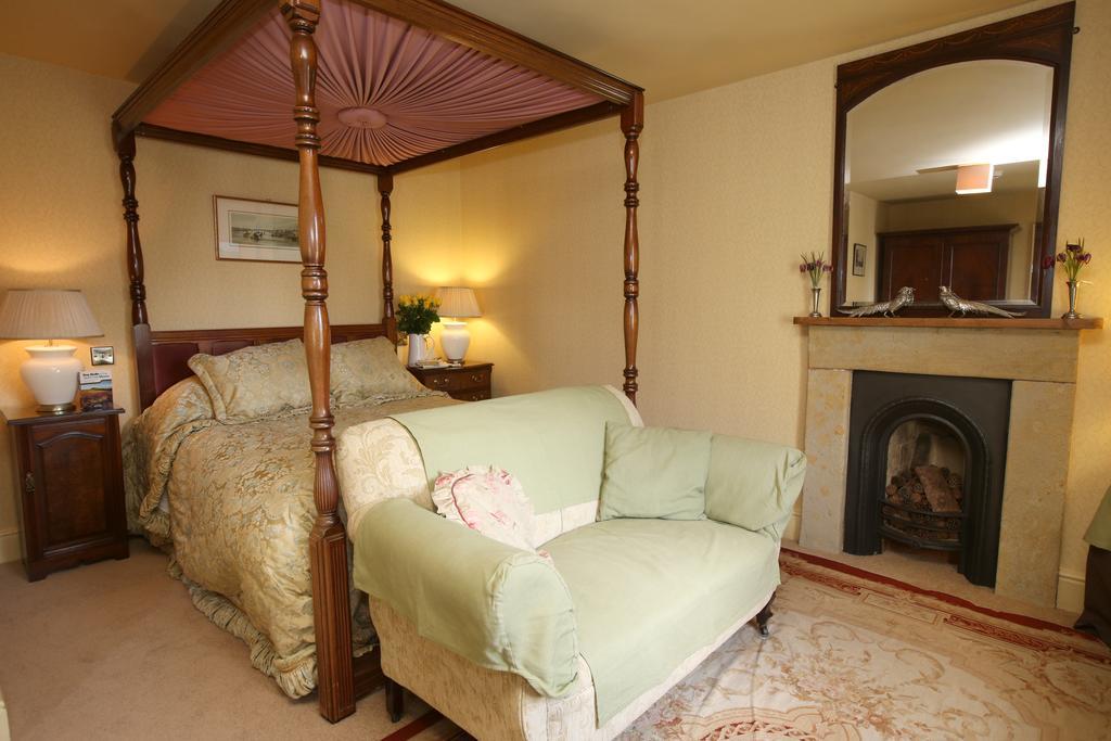 The Cornmill Hotel Kirkbymoorside Room photo