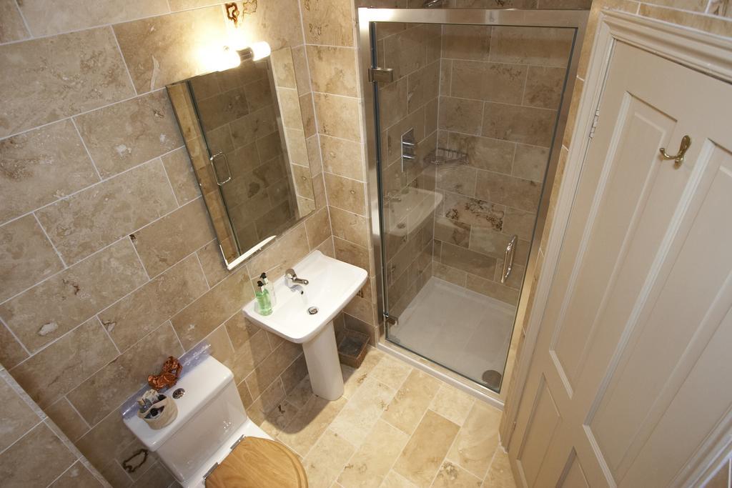 The Cornmill Hotel Kirkbymoorside Room photo